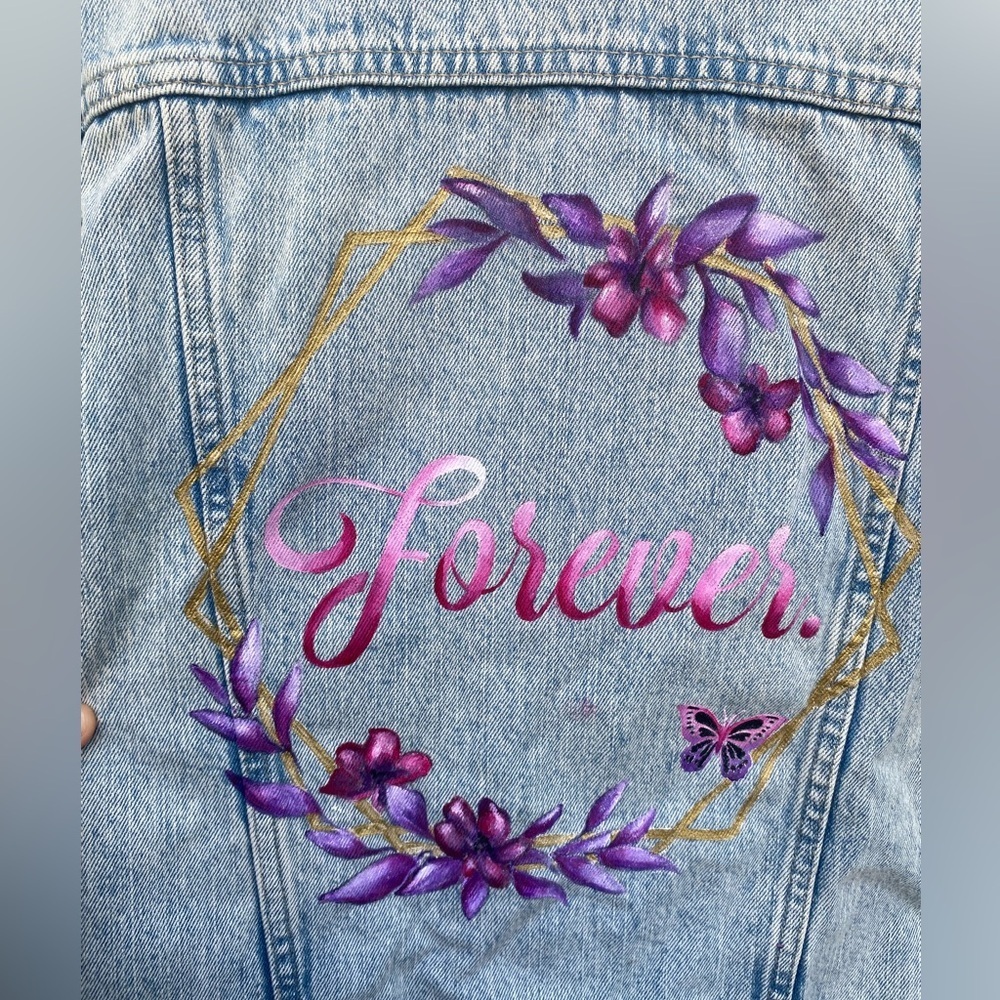 GAP Denim Jacket Puff Sleeve Icon Light Wash Size Small “Forever” Floral Painted - Picture 2 of 9